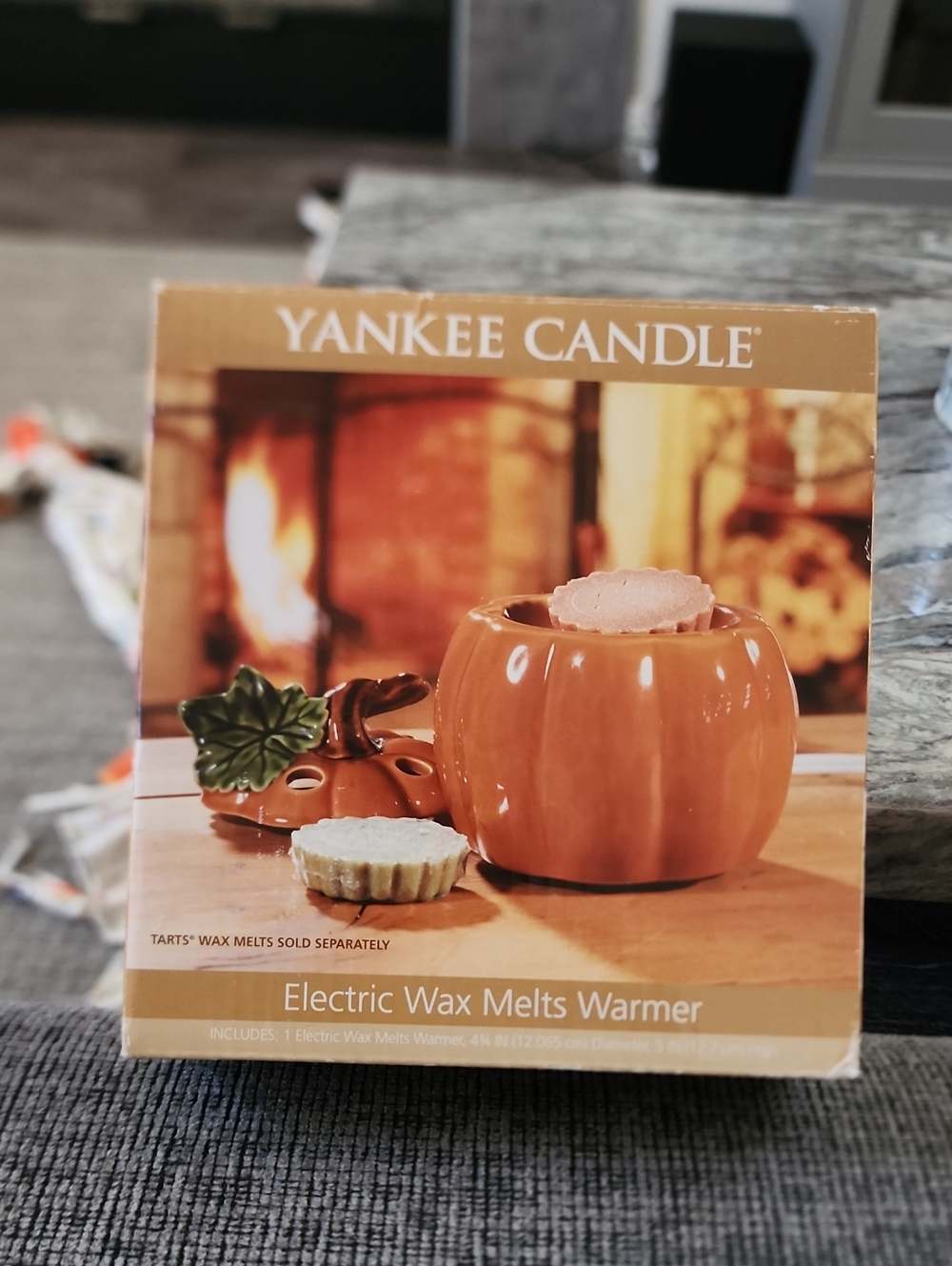 YANKEE CANDLE  Electric Orange PUMPKIN TART WAX WARMER Fall Halloween 2012, NIB!